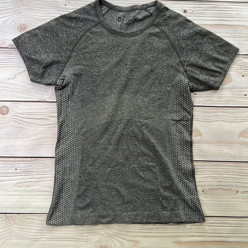 Figs Heather Grey Short Sleeve Seamless Salta Undershirt